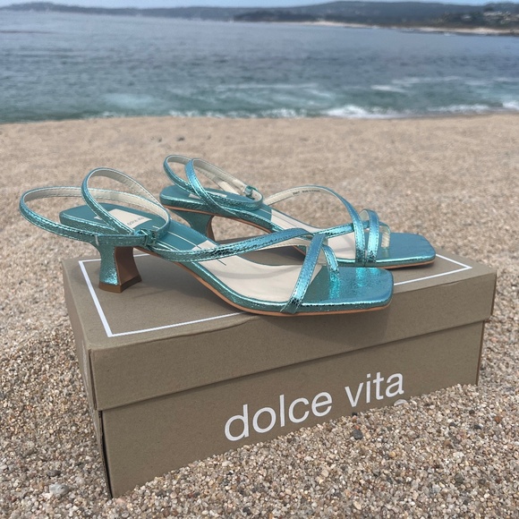 Dolce Vita Baylor Sandal - Electric Blue - Picture 5 of 7